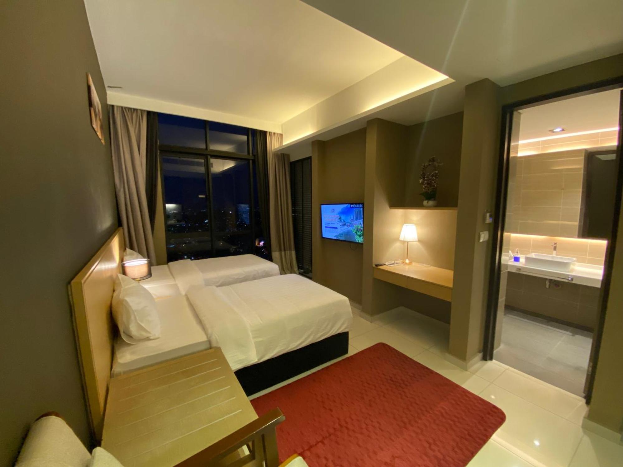 The Honeymoon Haven - 99 Residences Malacca Exterior photo